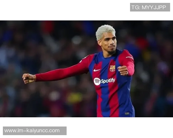 卡拉格直言阿劳霍表现不佳巴萨若想进步需考虑出售他